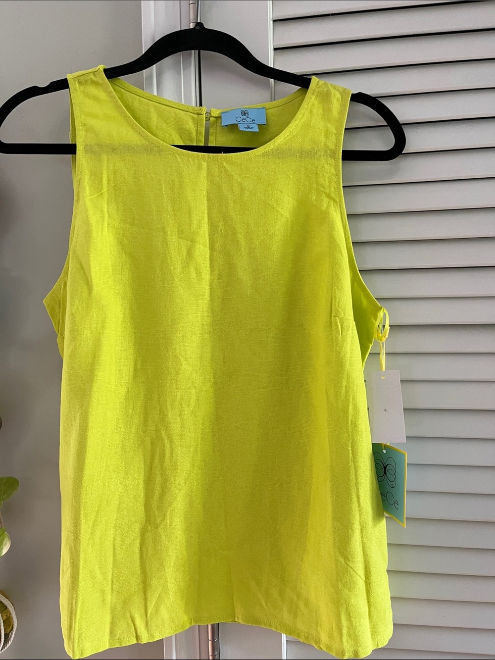 CeCe Bright Lime Green Sleeveless Linen-Blend Shell Top